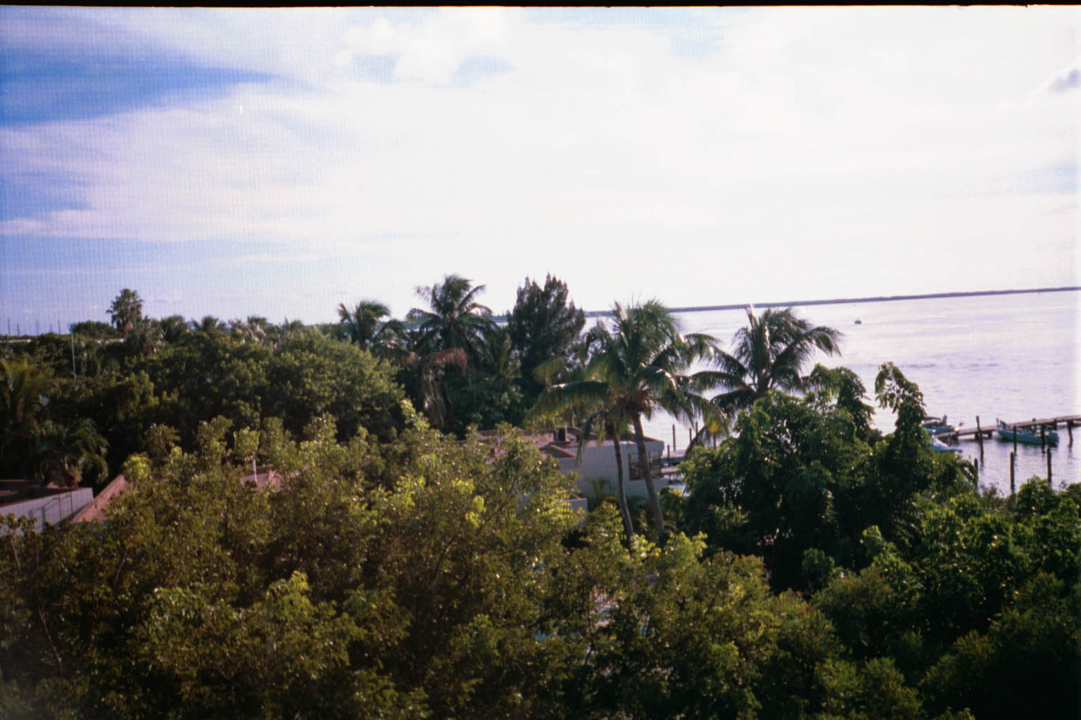 Condo_balcony.jpg